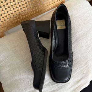 Vintage Navy Blue Woven Leather Heels, US 8